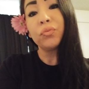 Meet your Posher, Beatriz